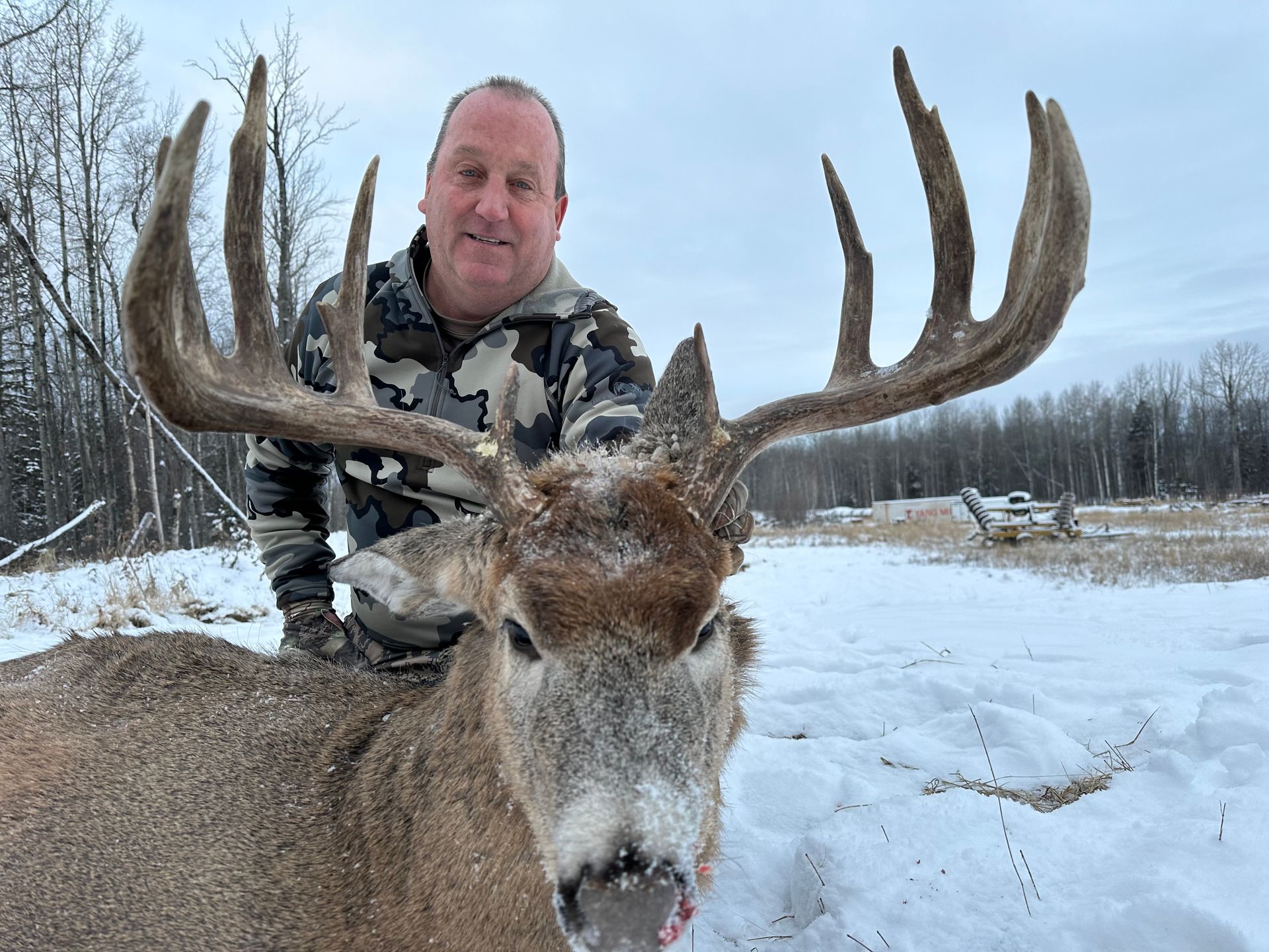 deer hunting outfitter Canada