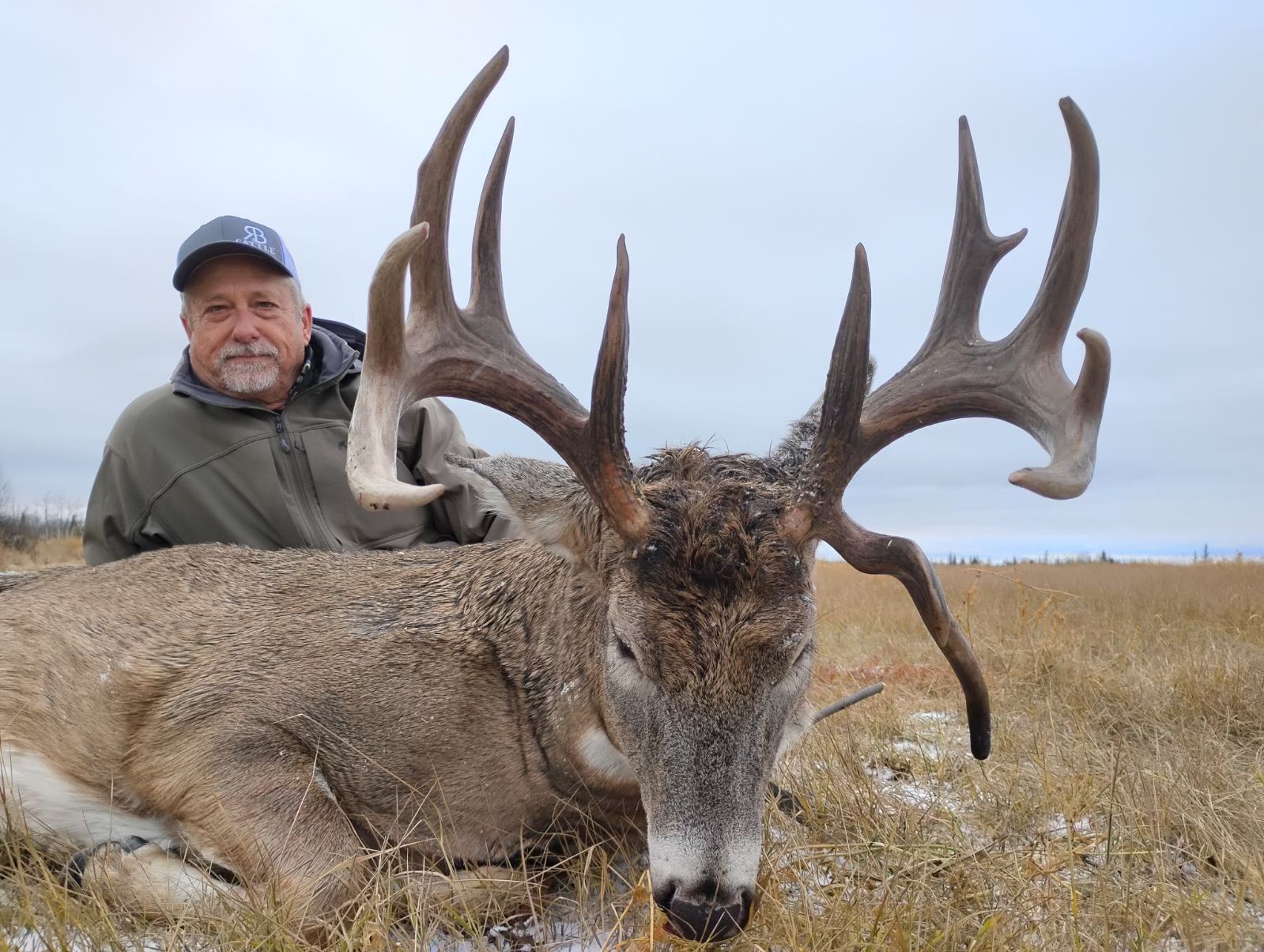 Alberta Canada Deer Hunting Outfitter