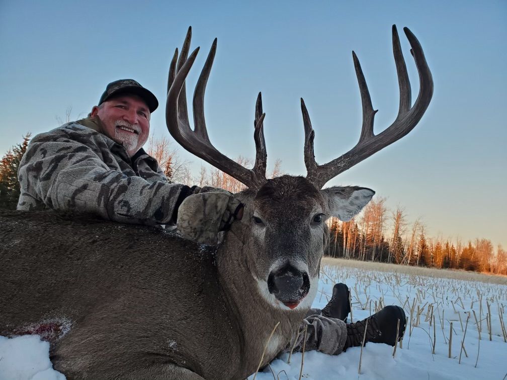 deer hunts in Canada