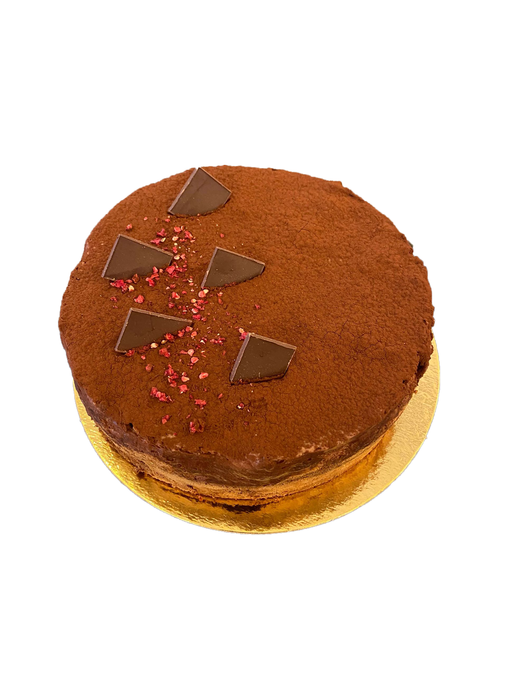 En chokoladekage med chokoladetrekanter ovenpå