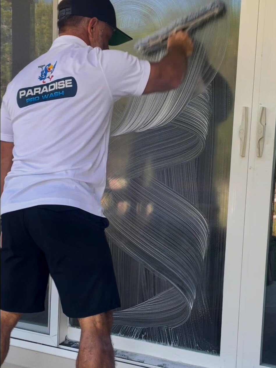 exterior window cleaning Timberwood Park home