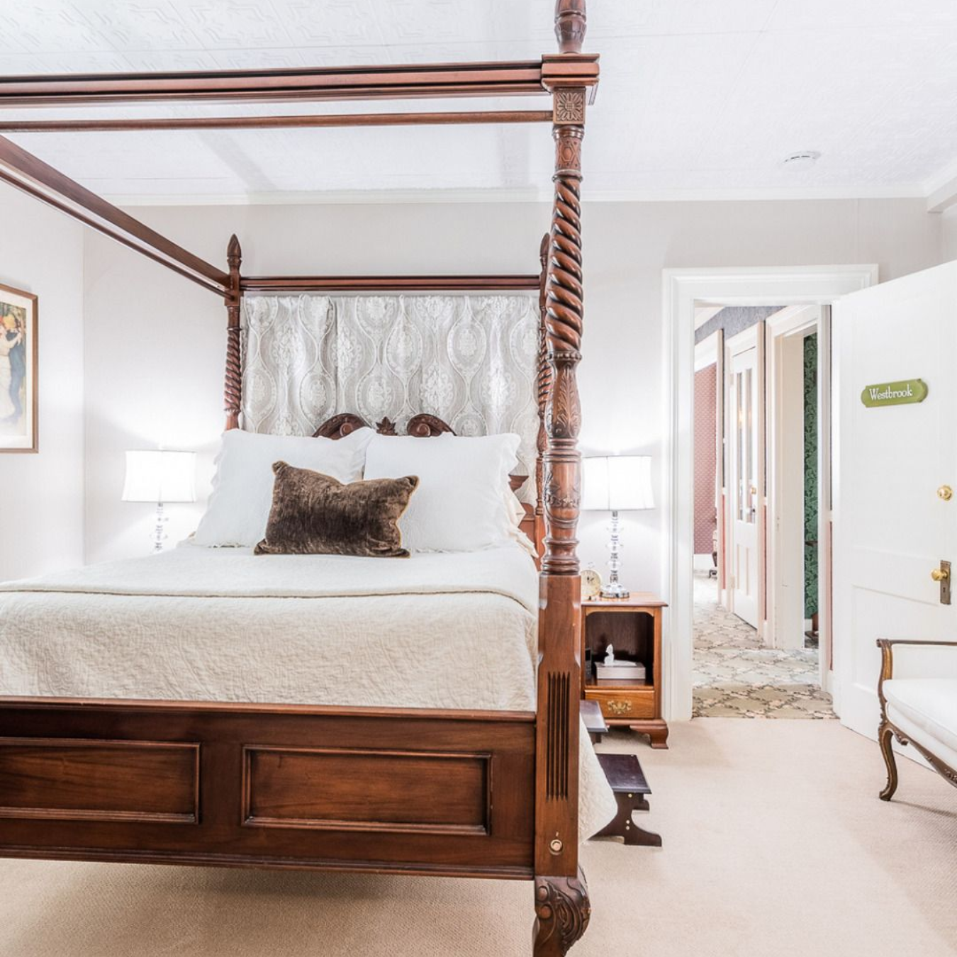 Fine dining on the beach