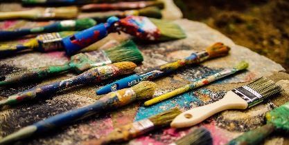 Fine art paint brushes