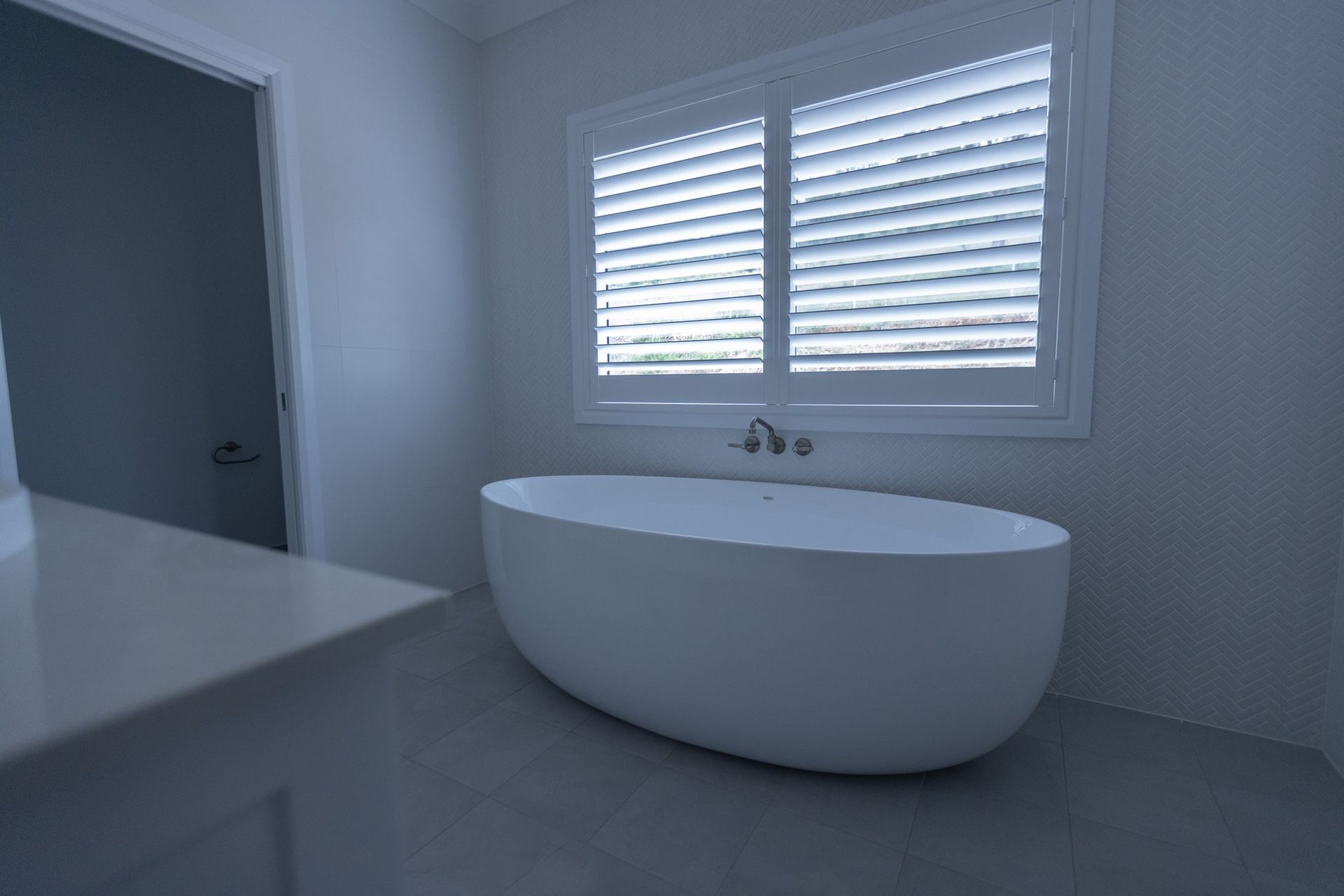 Bathtub In The Bathroom — Tamworth, NSW — Nathan Love’s Homes