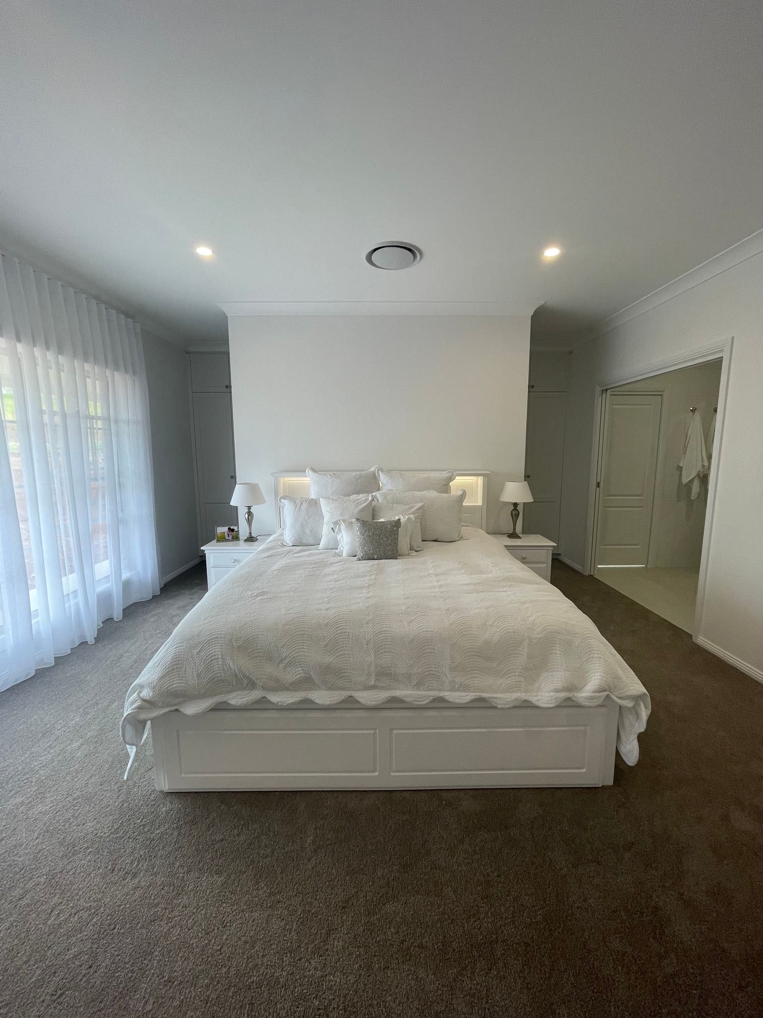 Large Bed In The Middle Of The Room — Tamworth, NSW — Nathan Love’s Homes