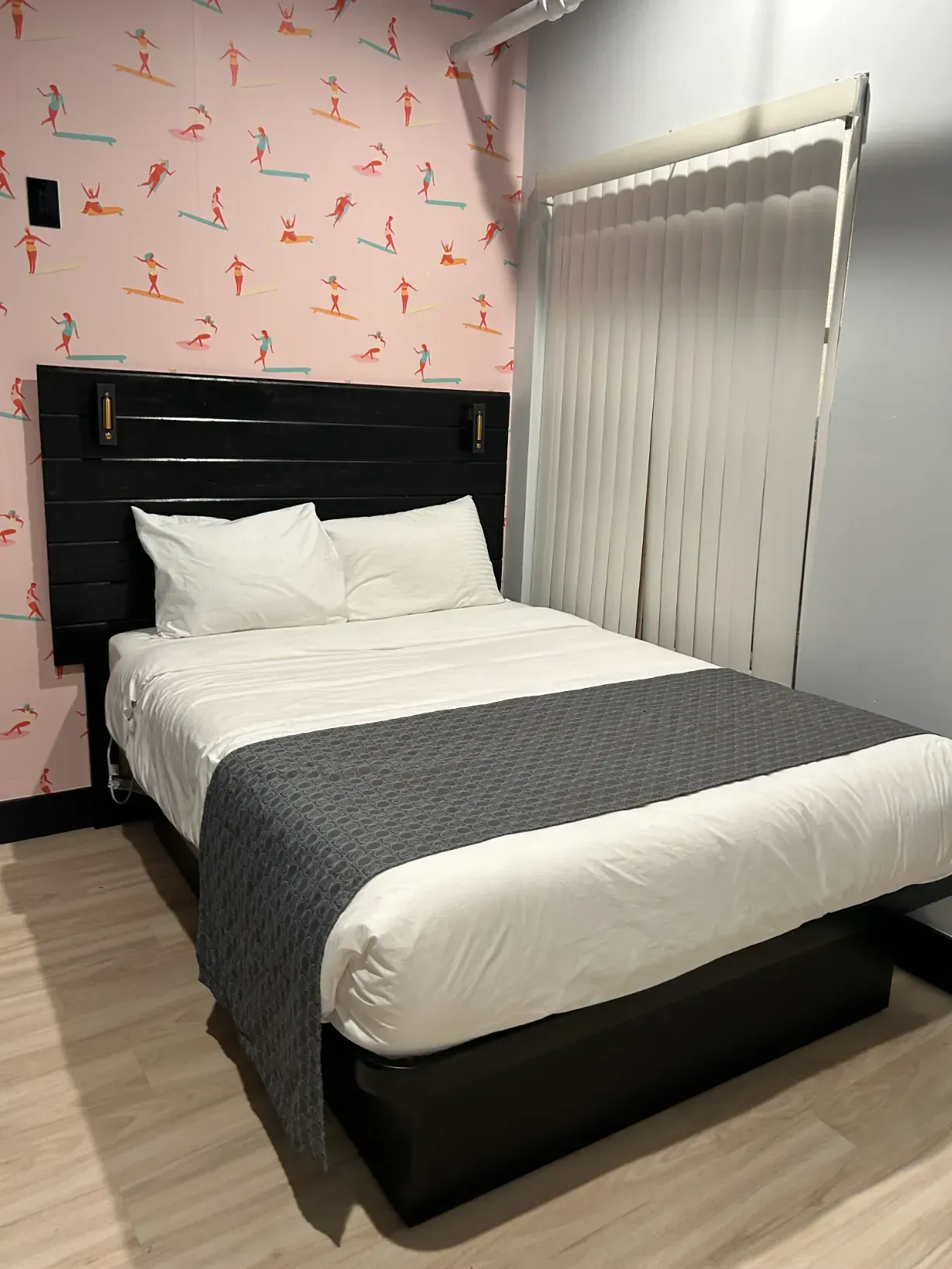 Standard Queen, Shared Bathroom Balboa Park Hotel