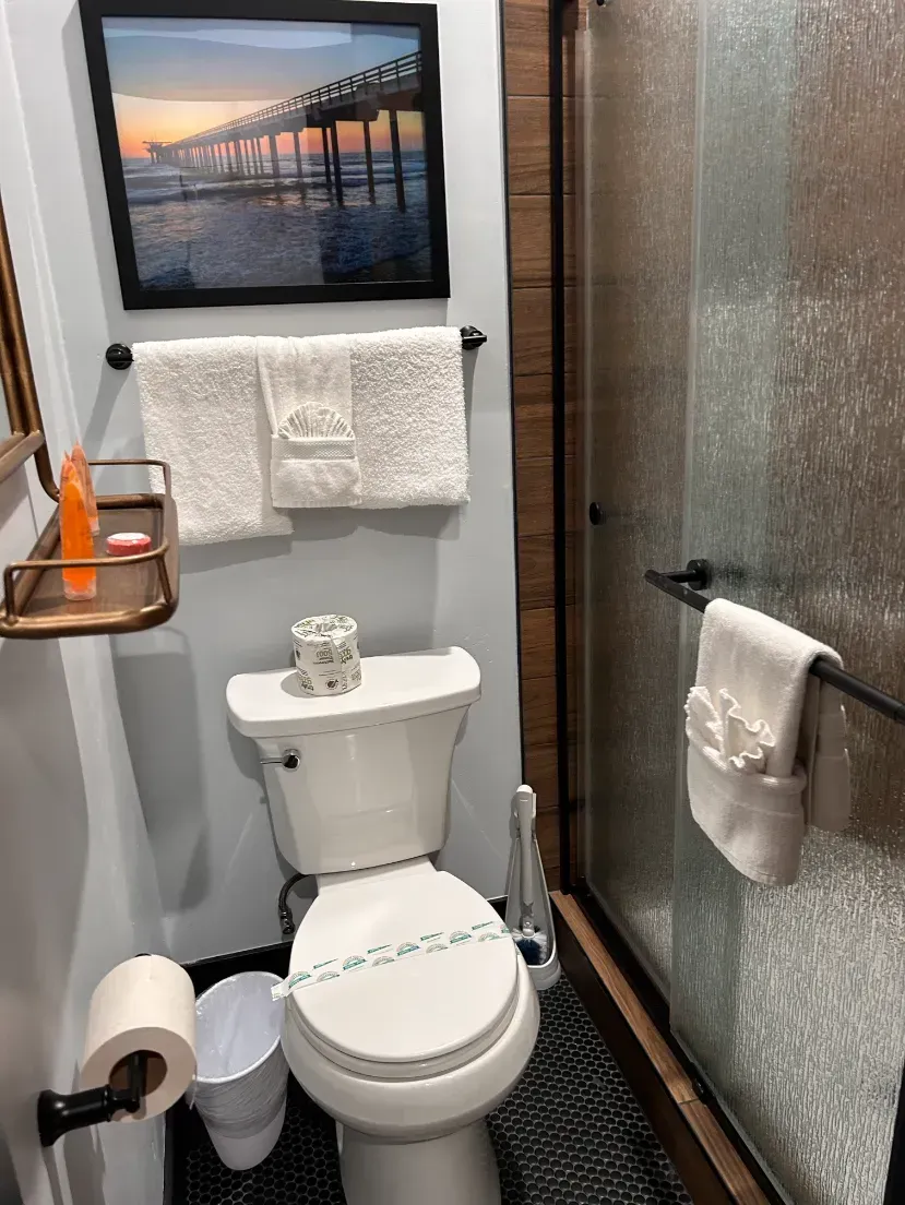 Standard Queen, Shared Bathroom Balboa Park Hotel