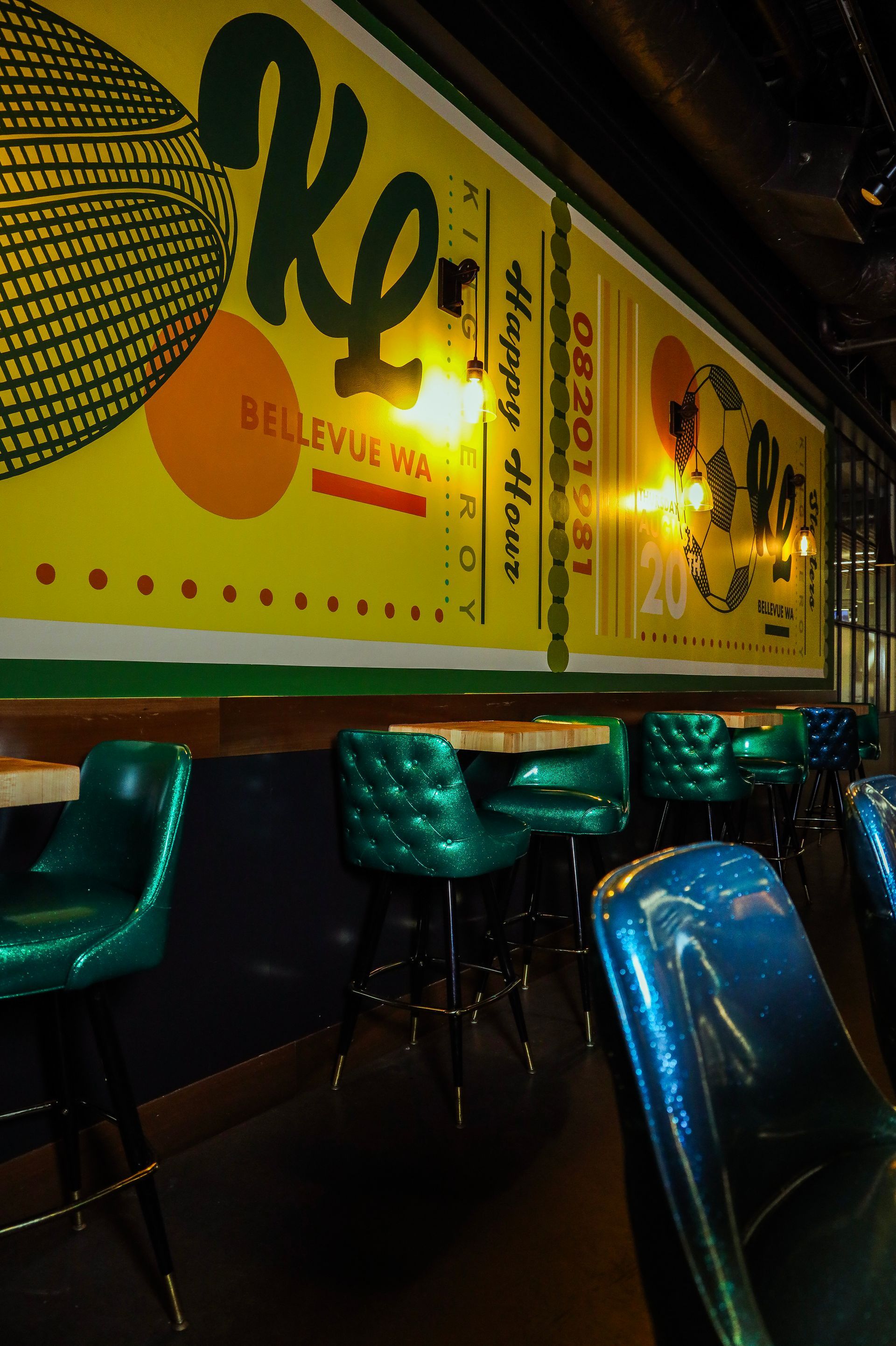 King Leroy Bellevue Inside location 