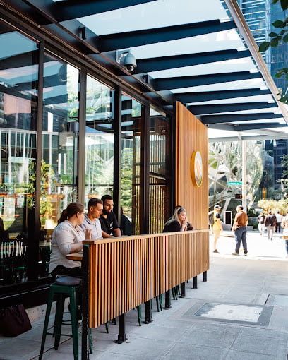 King Leroy Seattle Outside Location