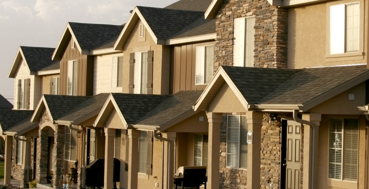 A row of multifamily homes.