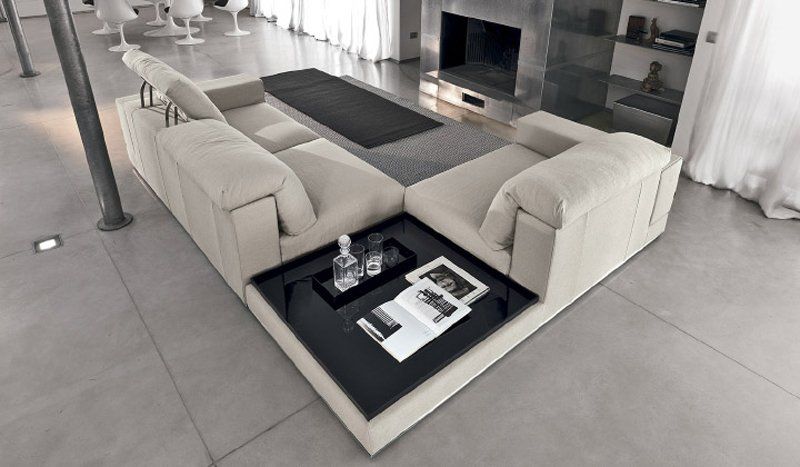 Zona living con divani