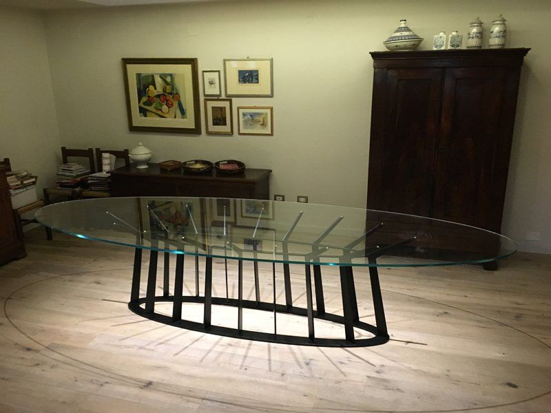 Tavolo di vetro