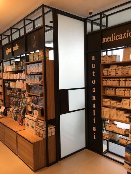 Arredo farmacia