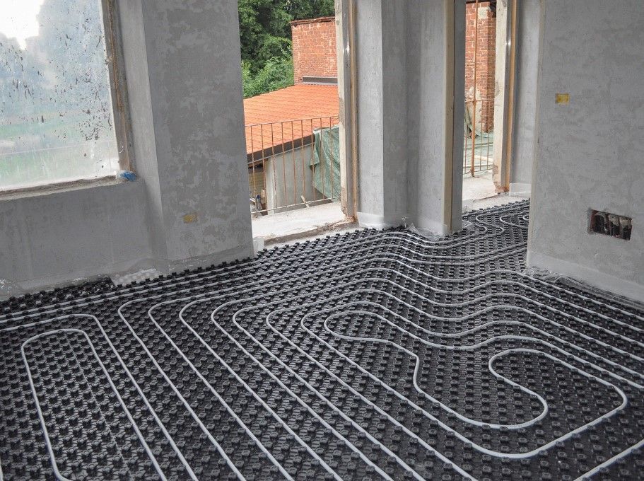 Derbyshire Plumbing & Heating Specialists installing underfloor heating as part of  renovation in Derby