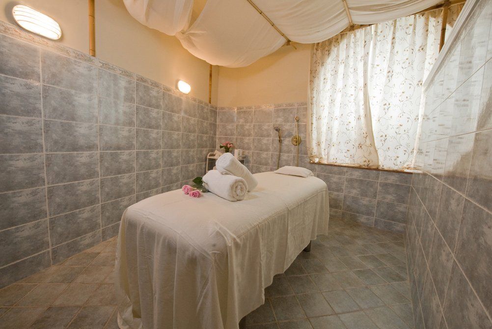 Spa Bed — Great Neck, NY — Butterfly Garden Spa