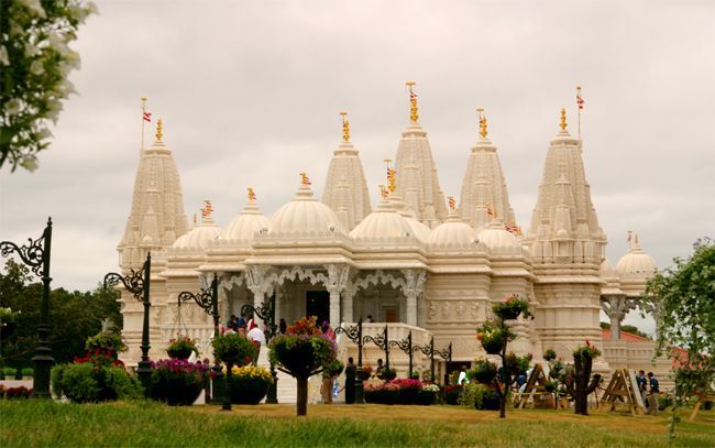 BAPS Shri Swaminarayan Mandir Chicago