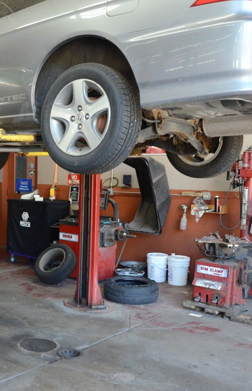 Shop Image | FTD Auto - Bartlett