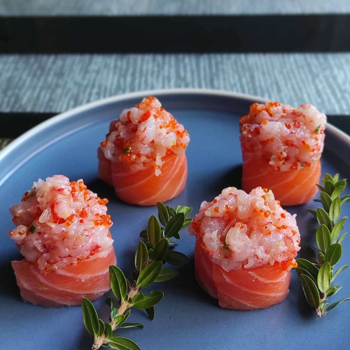 sushi con uova di pesce al Don Nippon Taste di Lissone