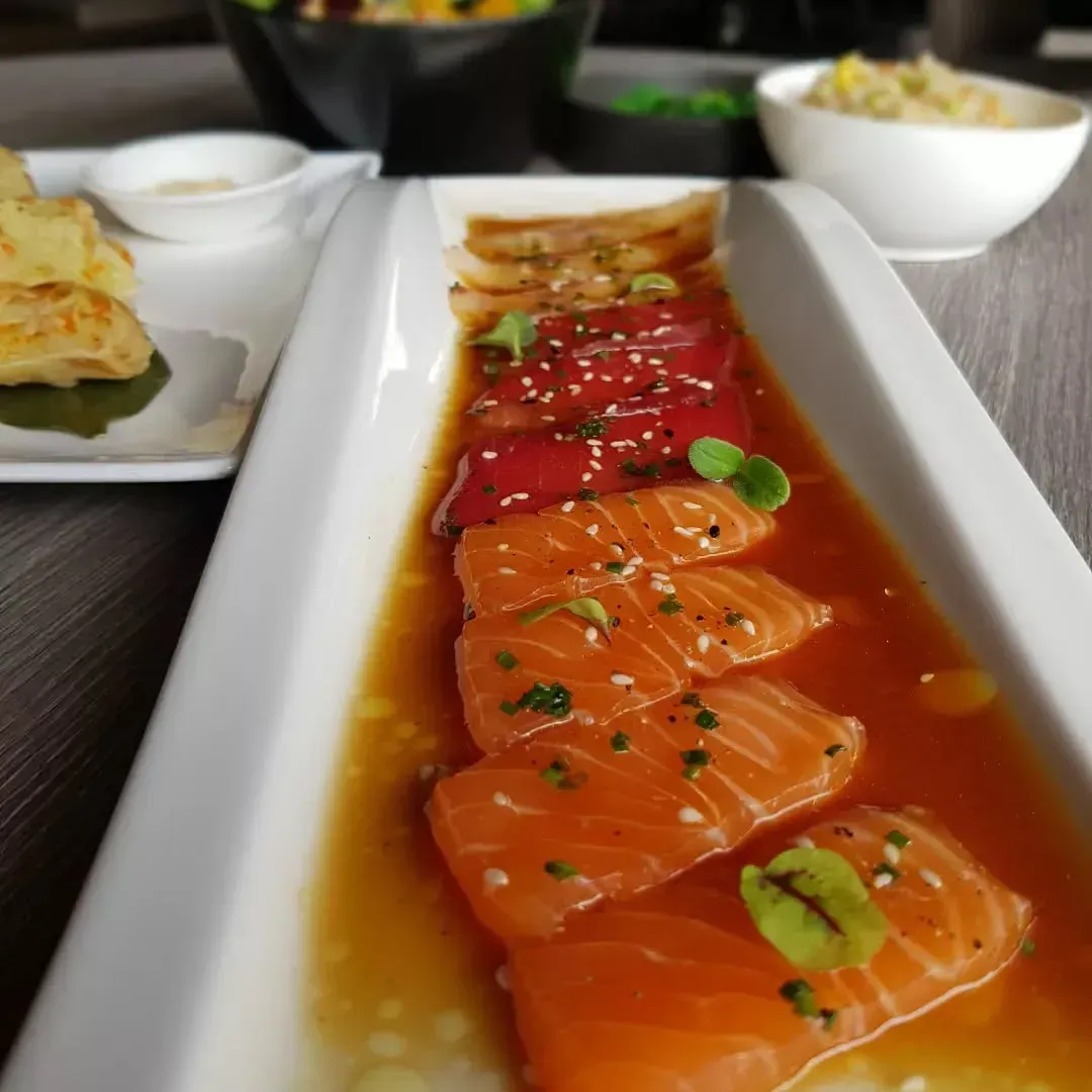 pesce crudo marinato