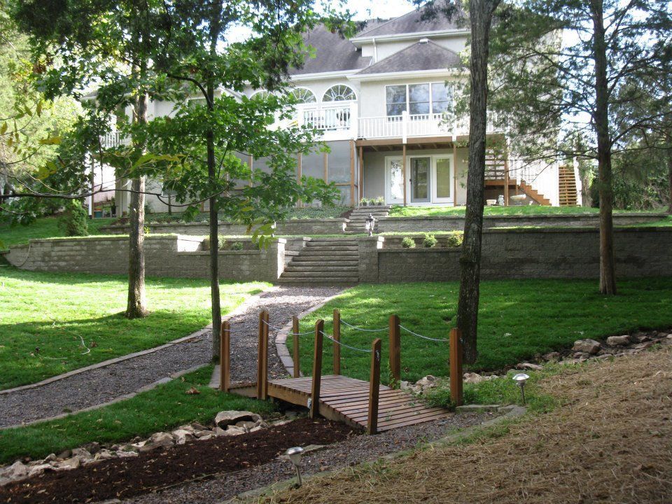 Outside Edge Landscaping | Retaining Walls, Walkways & More in Columbia, MO