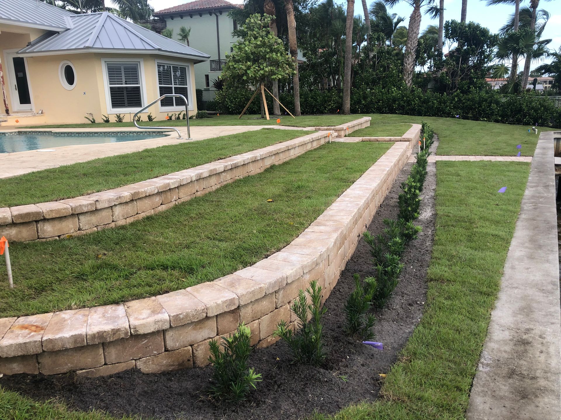 Outside Edge Landscaping | Retaining Wall Design & Installation