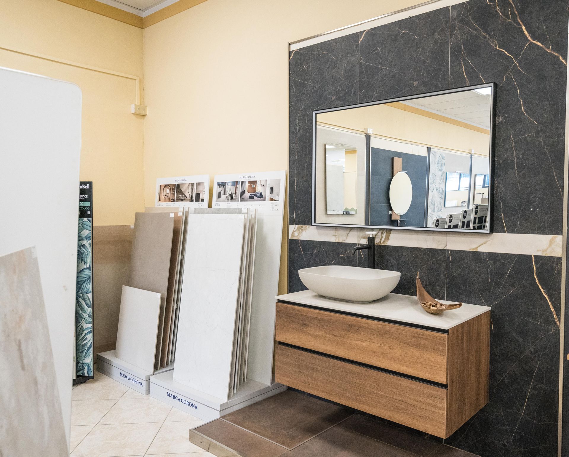 negozio arredo bagno e sanitari