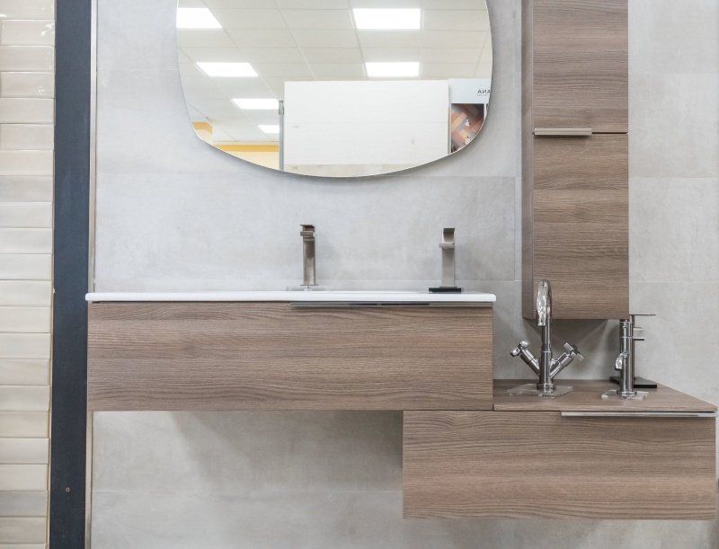 mobile con lavabo sospeso