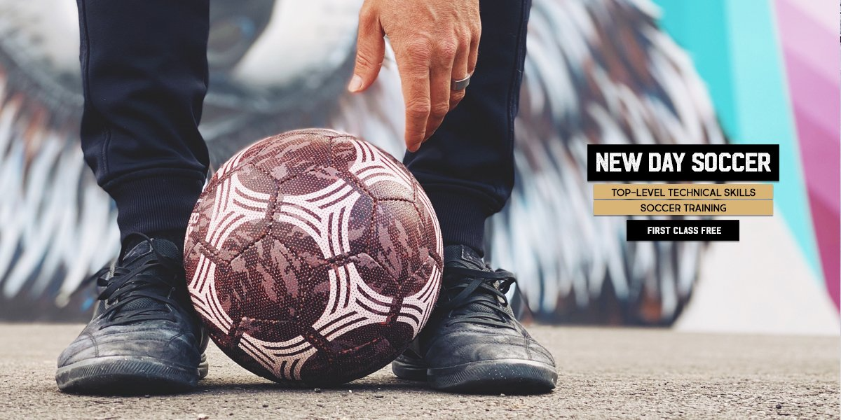 Toplevel technical skills soccer training with the skills specialist