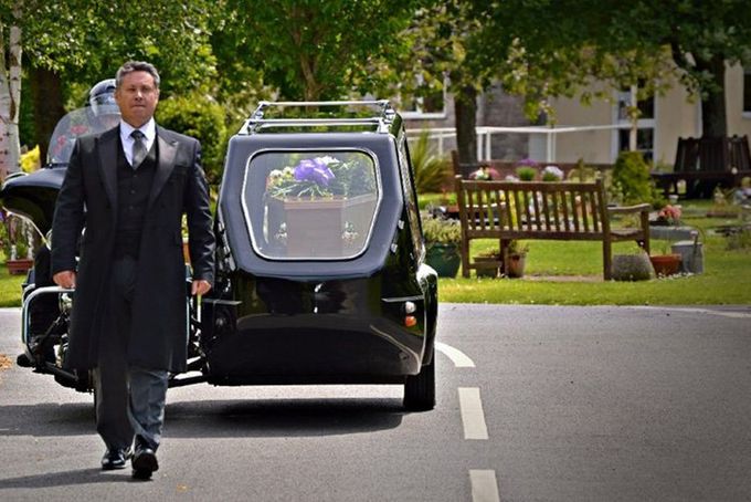 Unique Funeral Service with Motorcar Hearse