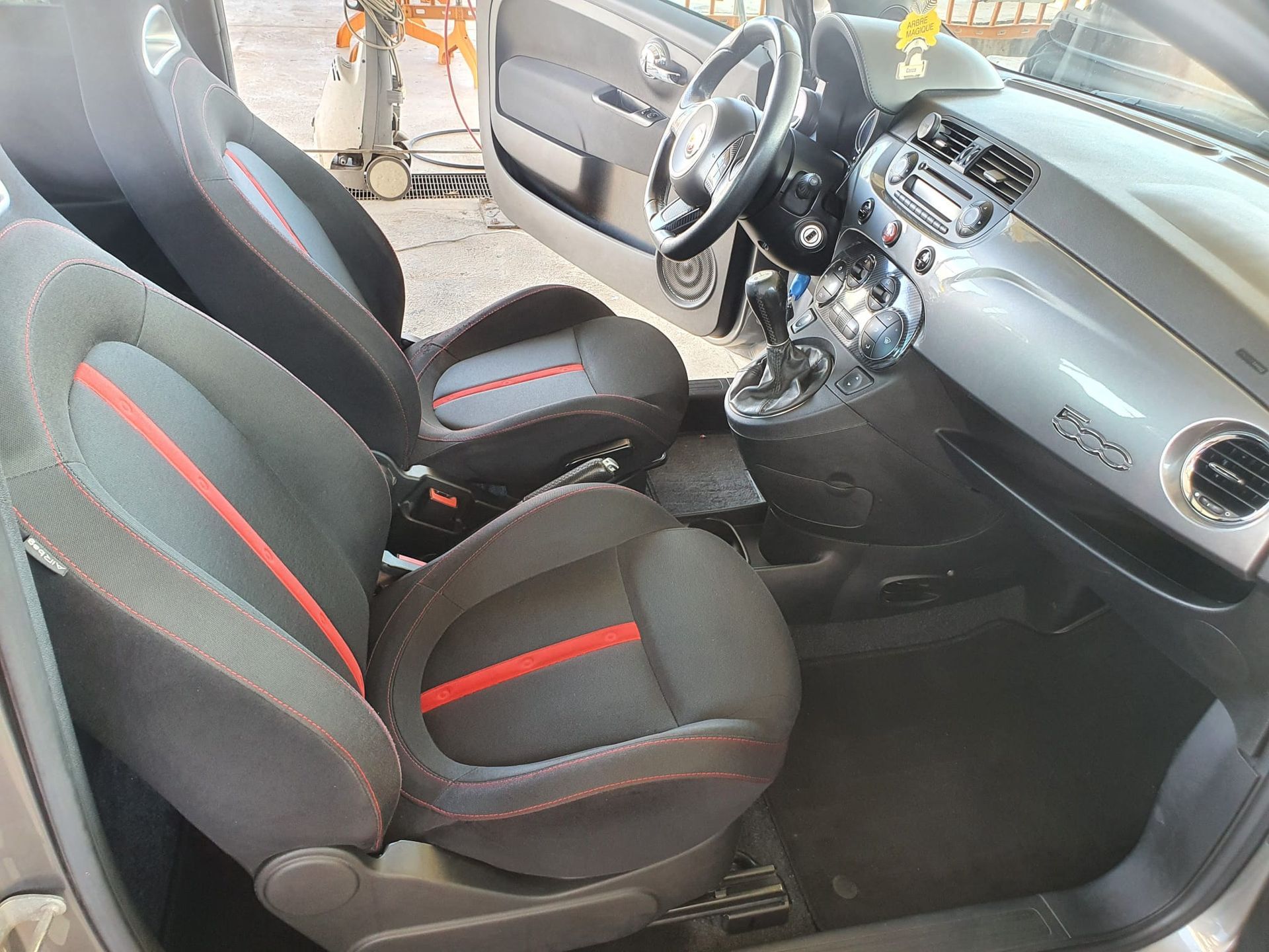 500 Abarth del 2013, €14.000.