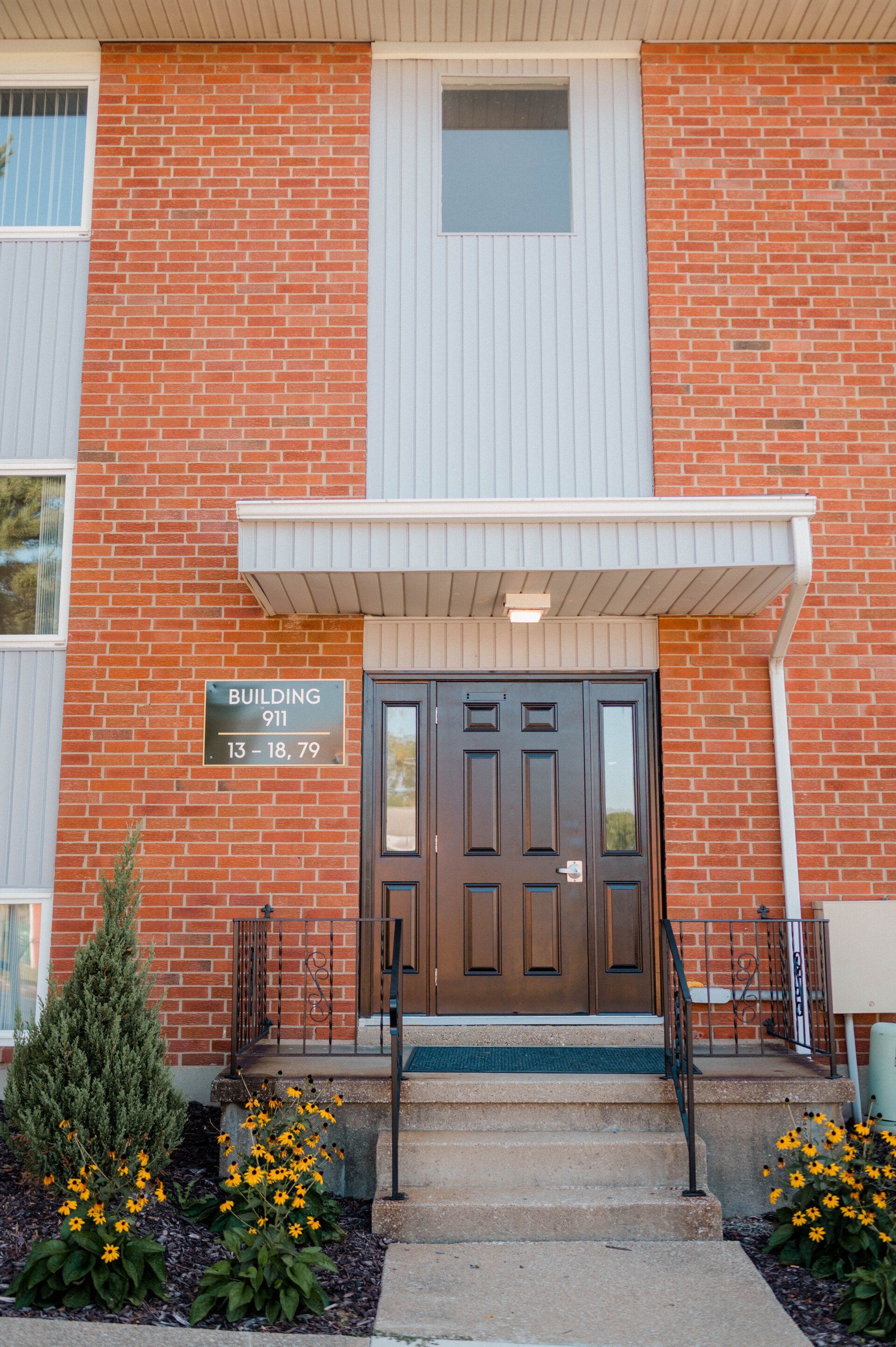 college-housing-macomb-western-illinois-university