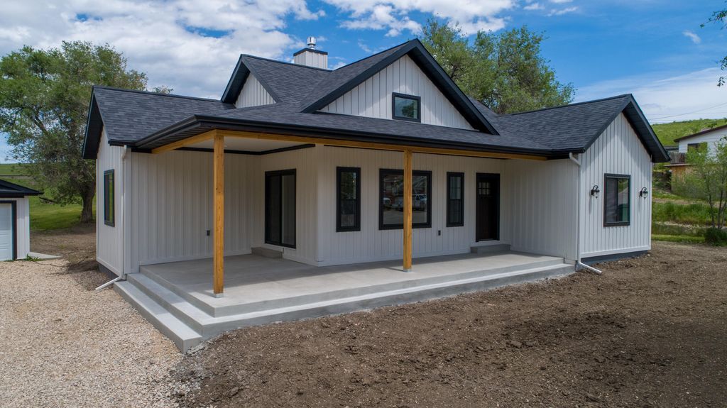 New House — Sheridan, WY — Clemens Exteriors Inc