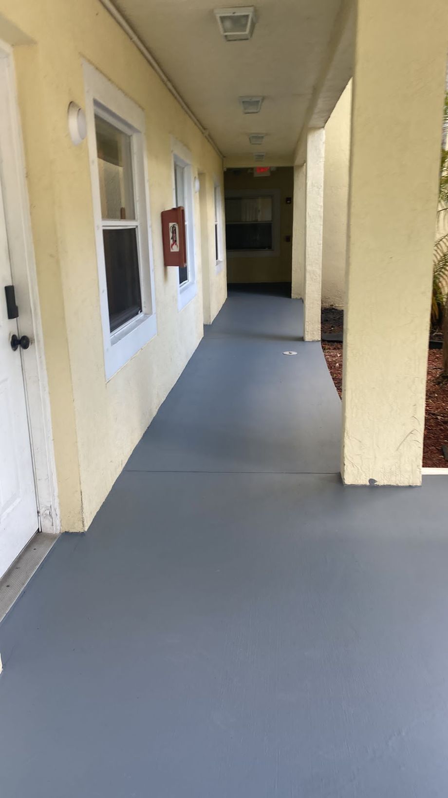 Exterior condominium - Deck painting - Broward County