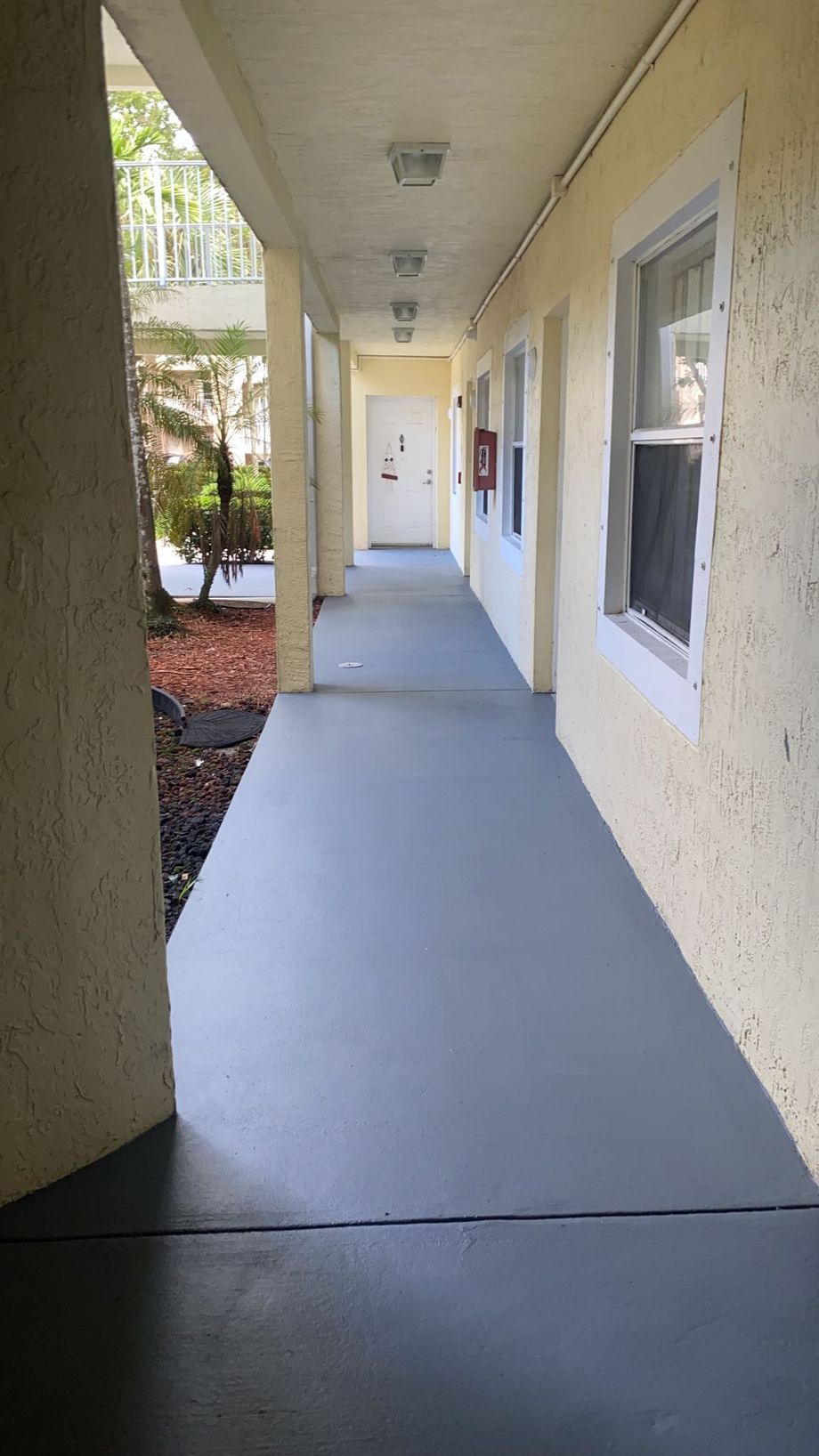 Exterior condominium - Deck painting - Broward County