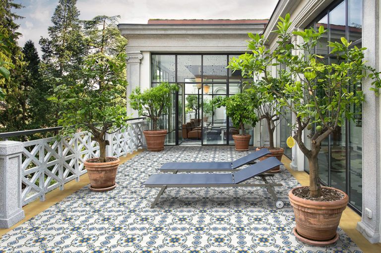 pavimenti e rivestimento dehor esterno