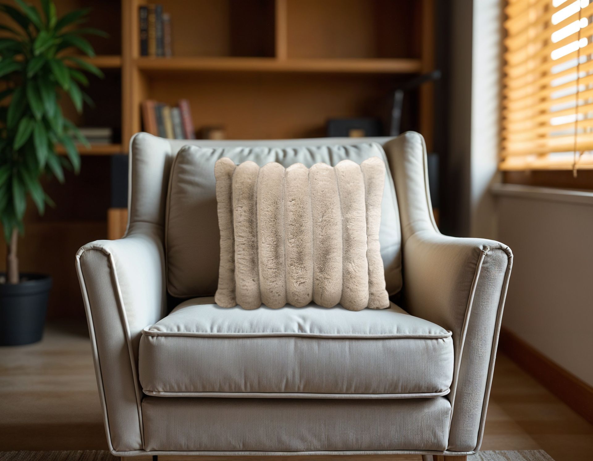 Rib Rabbit Fur Sierkussen