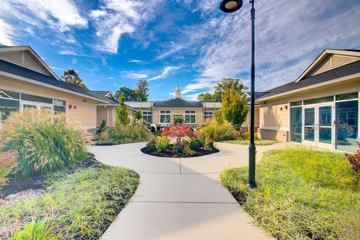 Renaissance Annandale exterior courtyard