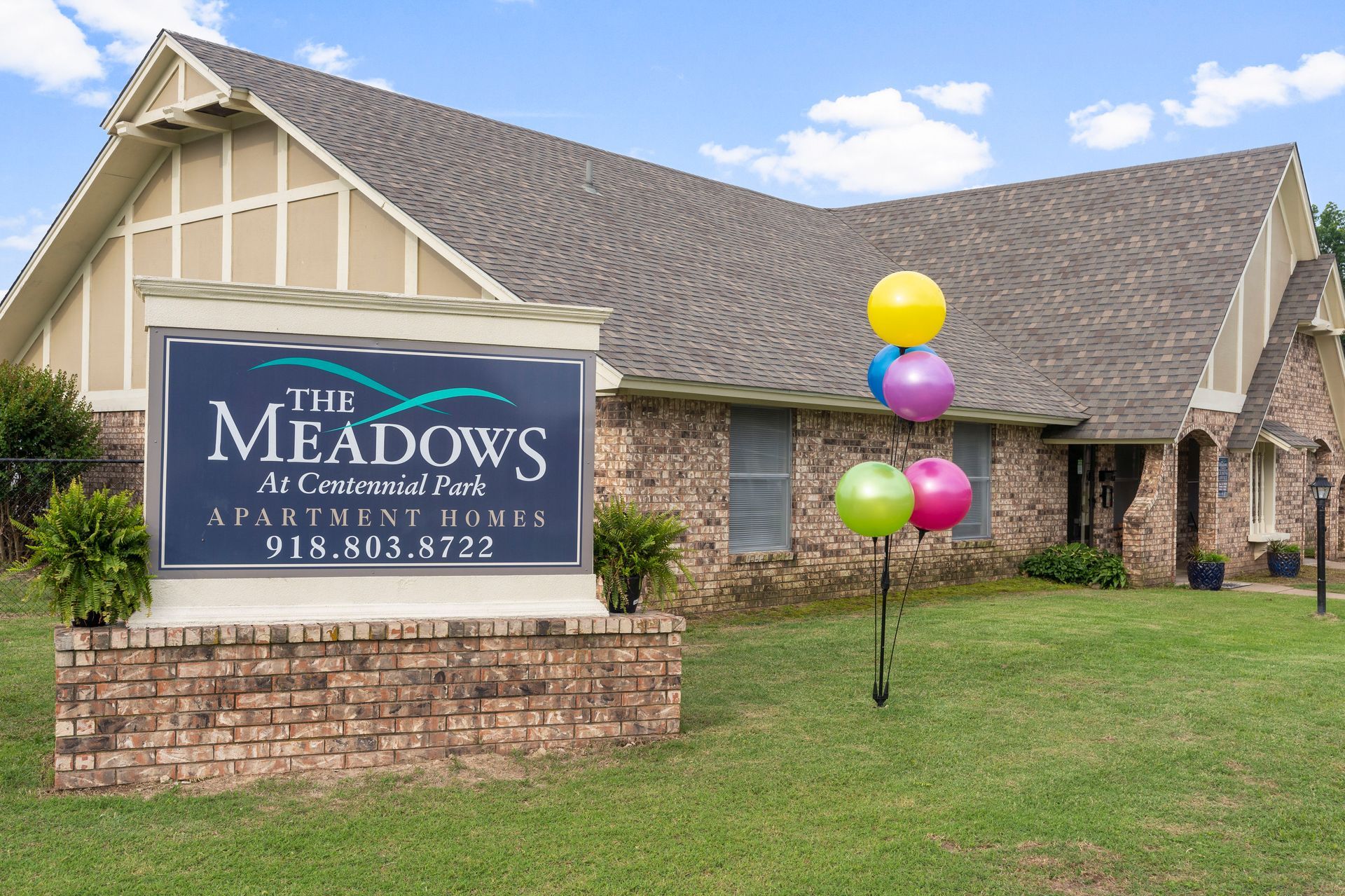 Winfieldliving_TM_Living