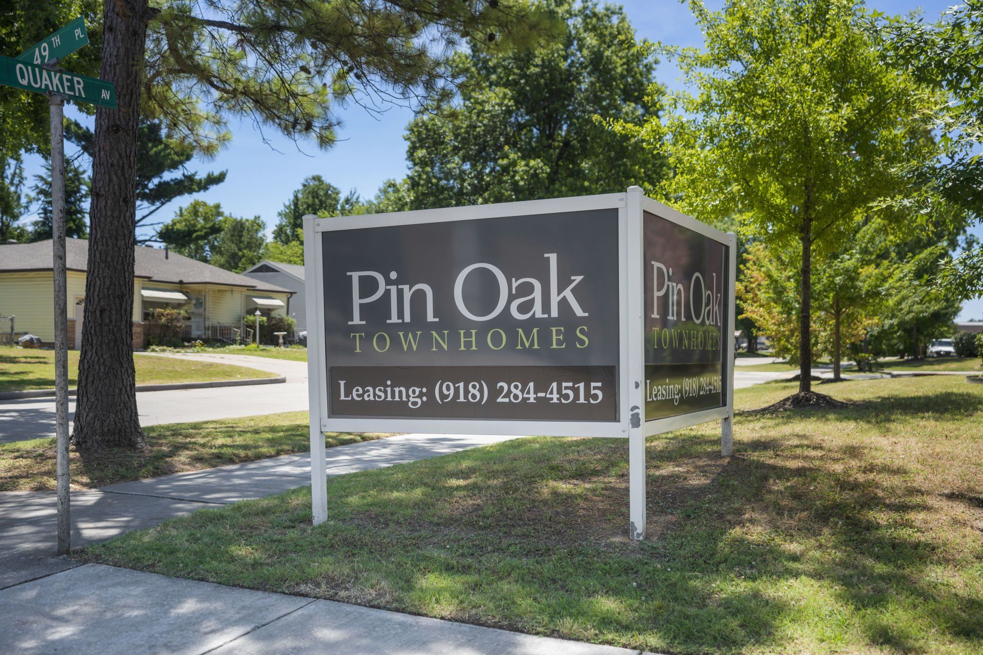 Pin Oak Townhomes - Winfield Property Management