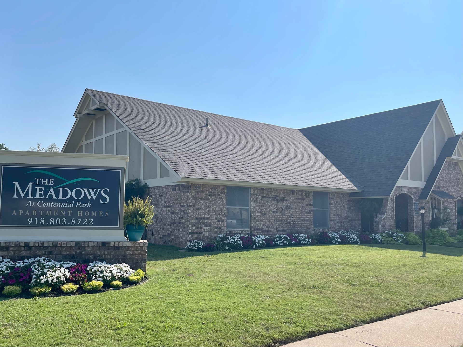 Winfieldliving_TM_Living