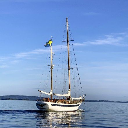 Bild på segelskuta på sjön Alsen