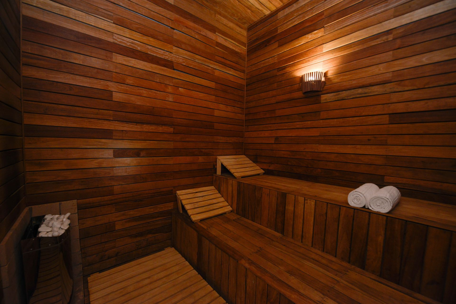 Jacuzzi e Saunas
