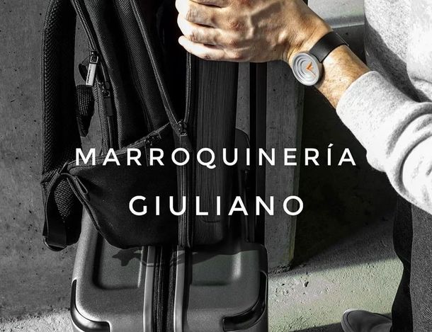 Técnico de Marroquinería Giuliano en el taller