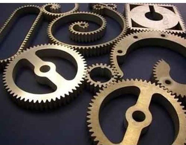 Metalli lavorati tramite tecnica a getto d'acqua