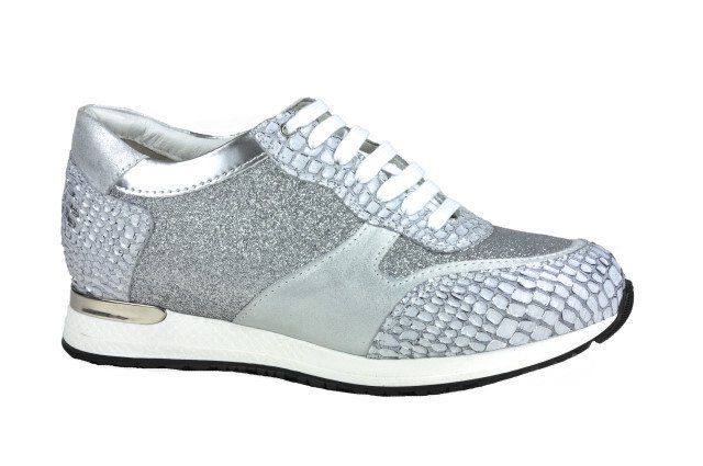 scarpa sportiva ortopedica