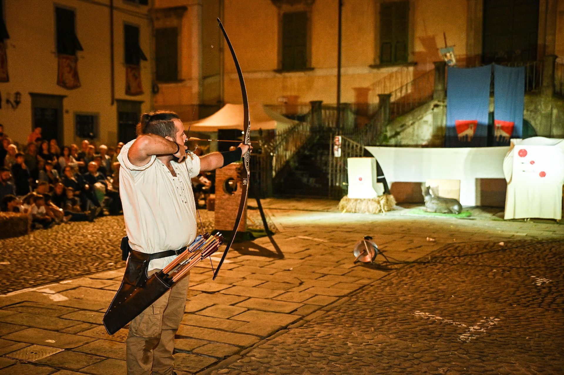 esercitazione arcieri Medievalis Pontremoli