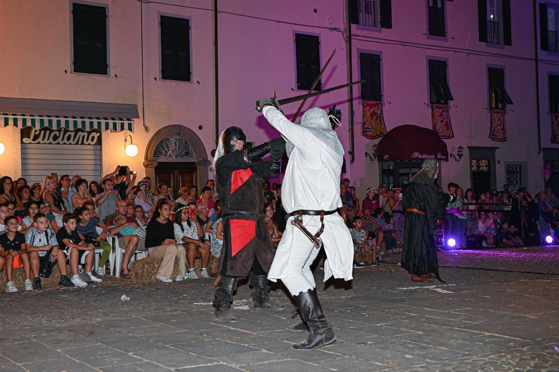 esibizione armigeri Medievalis Pontremoli