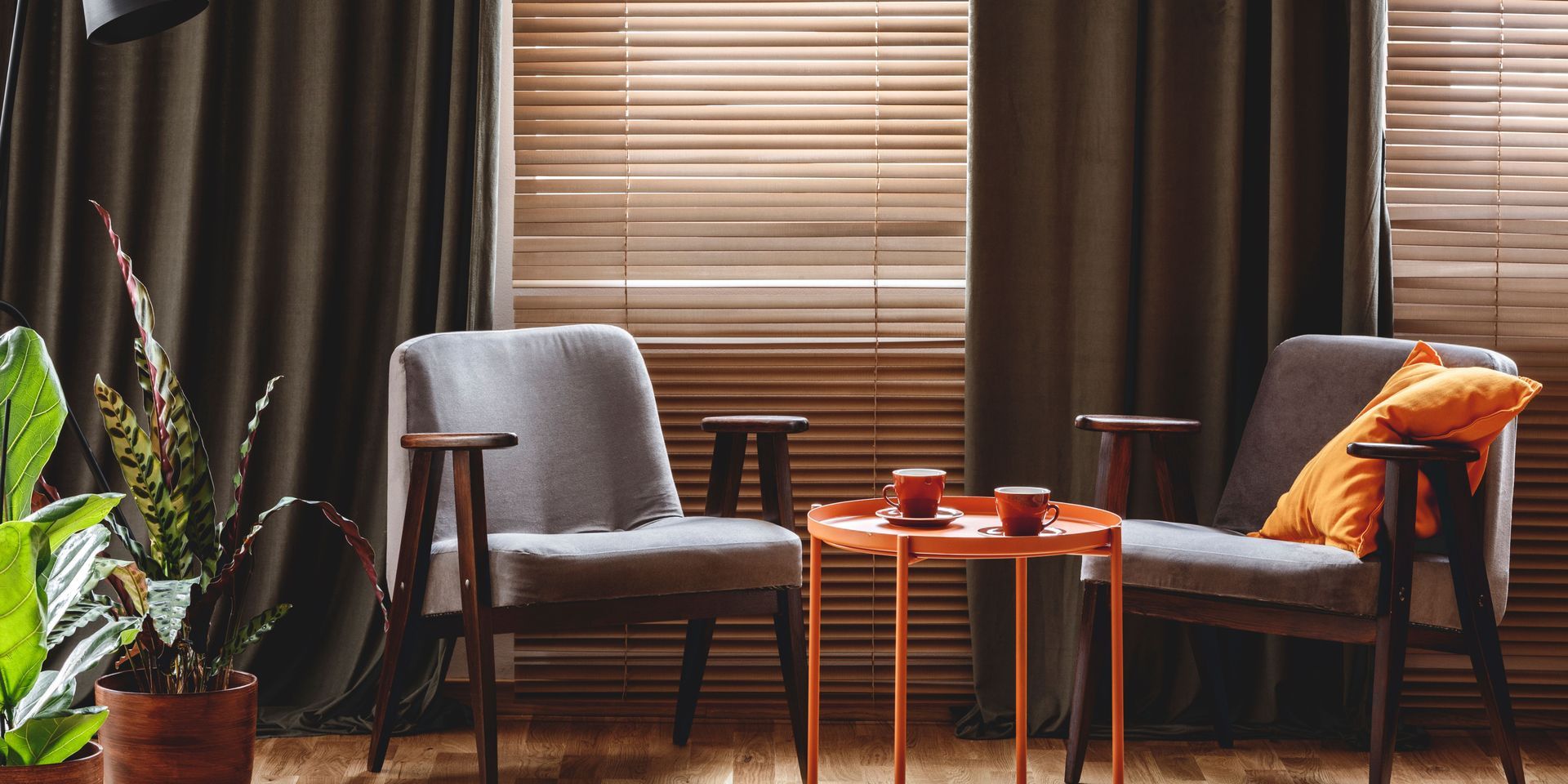 How to Match Curtains with Cushions and Bed Throws for a Cohesive Design 1
