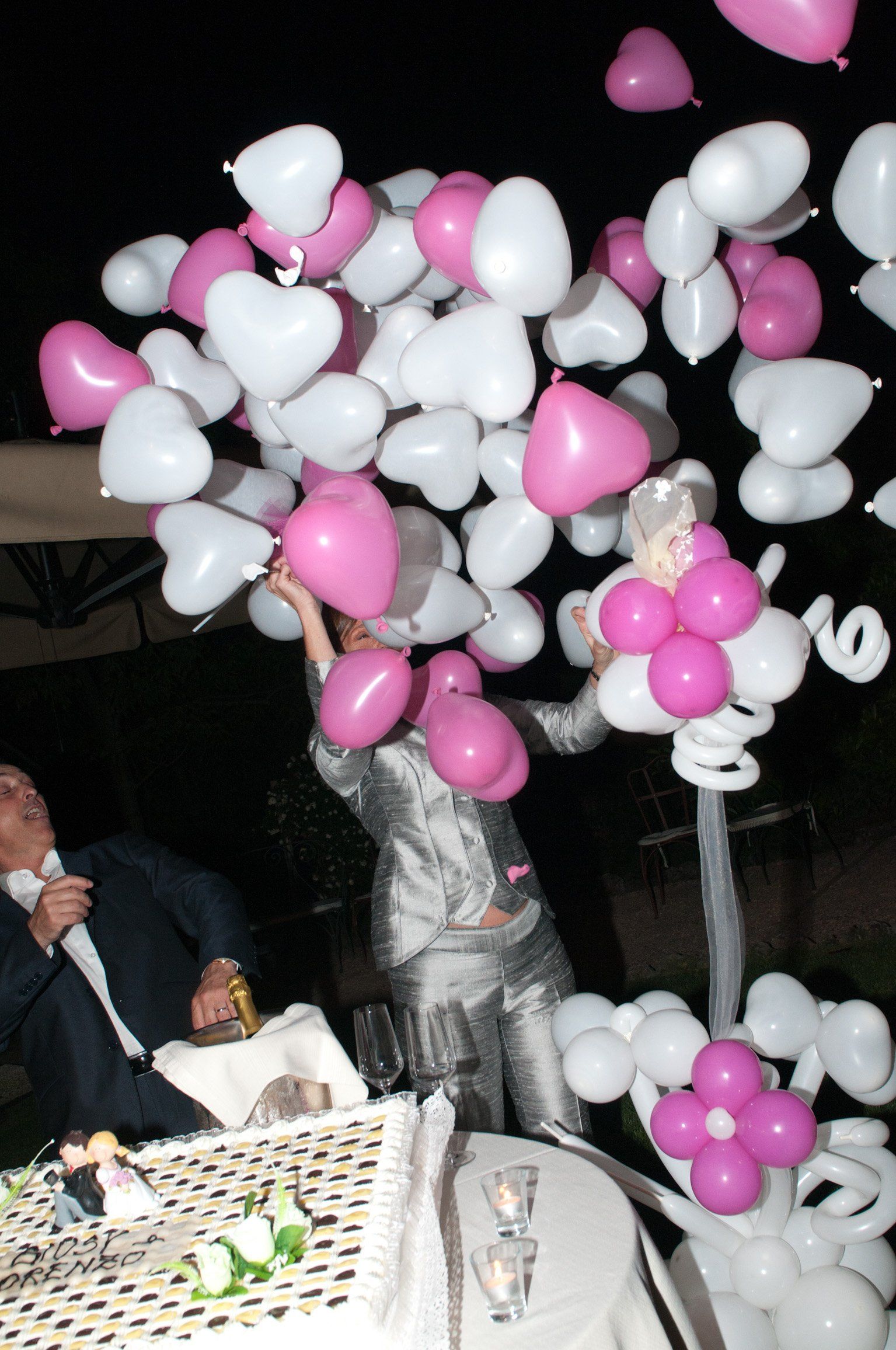 palloncini decorativi bianchi e rosa per matrimonio