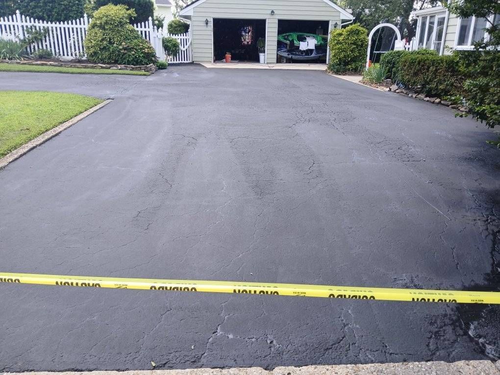 The Value of Sealcoating Your Parking Lot With Two Coats